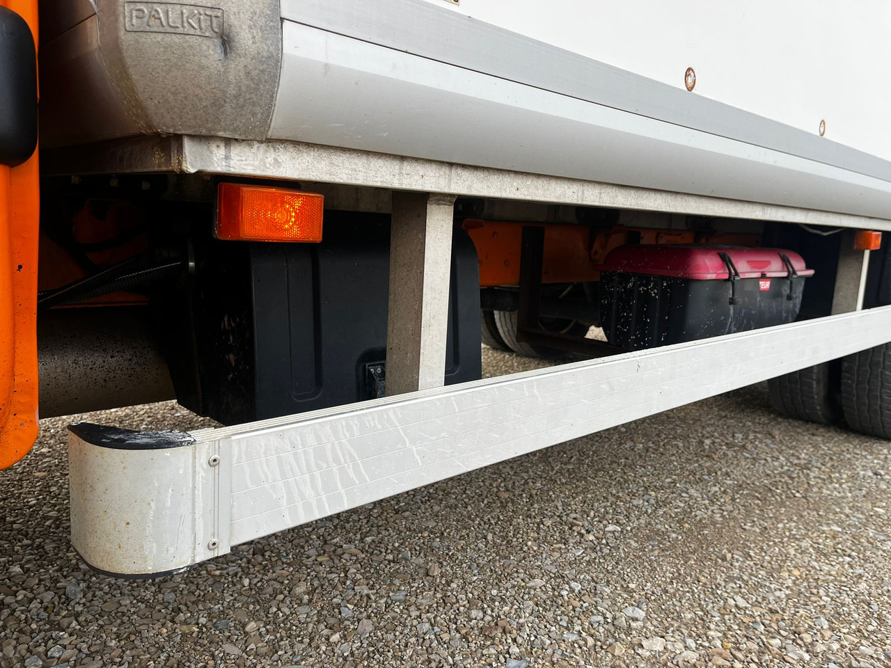 Kapalı kasa kamyon RENAULT Mascott DCI 160 CAISSE + HAYON: fotoğraf 22 Kapalı kasa kamyon RENAULT Mascott DCI 160 CAISSE + HAYON: fotoğraf 22