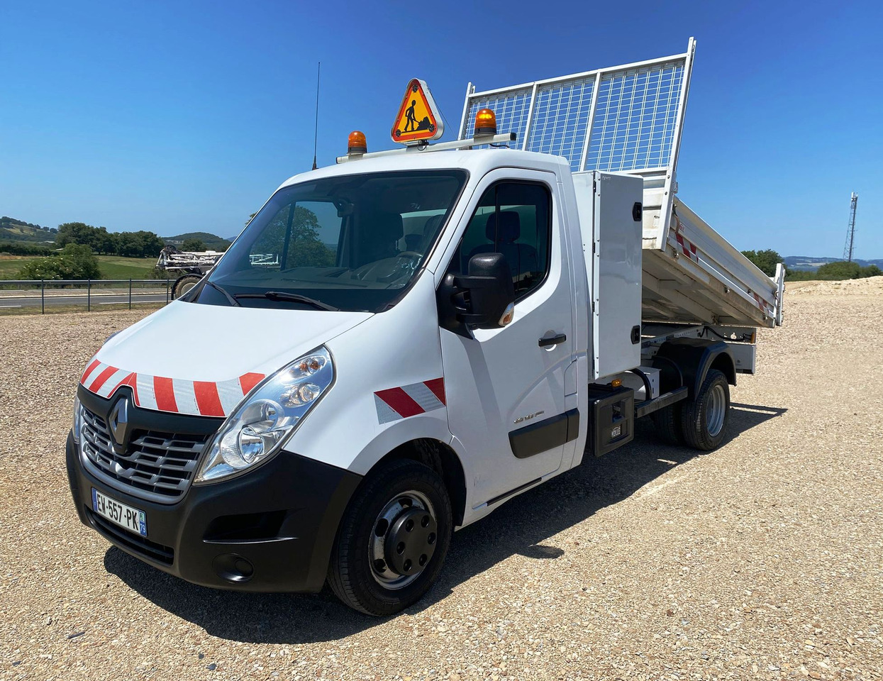 RENAULT Master III 2.3 DCI 165 ENERGY GRAND CONFORT BENNE+COFFRE - Damperli kamyonet: fotoğraf 1 RENAULT Master III 2.3 DCI 165 ENERGY GRAND CONFORT BENNE+COFFRE - Damperli kamyonet: fotoğraf 1