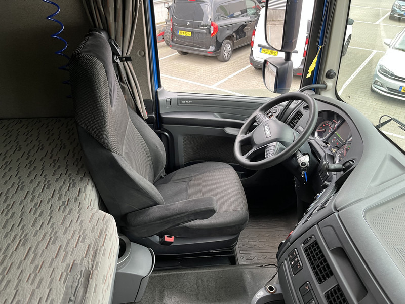 DAF XF 440 FT SC / Mega - Low Deck / 837 dkm / 2 Tanks / Stand Klima / Tacho V2 - Çekici: fotoğraf 3 DAF XF 440 FT SC / Mega - Low Deck / 837 dkm / 2 Tanks / Stand Klima / Tacho V2 - Çekici: fotoğraf 3