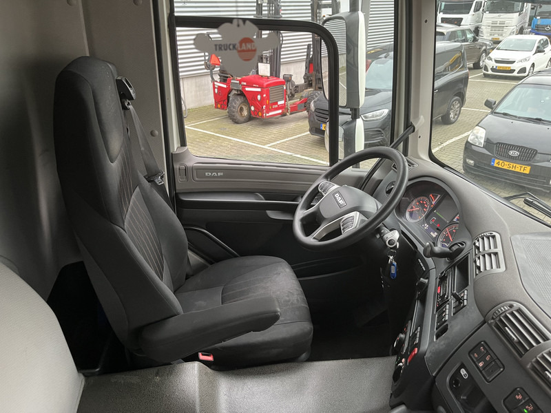 DAF CF 260 FA / 18 Ton / 350 dkm / Box 7.5 m / Laadklep / APK TUV 04-26 - Kapalı kasa kamyon: fotoğraf 3 DAF CF 260 FA / 18 Ton / 350 dkm / Box 7.5 m / Laadklep / APK TUV 04-26 - Kapalı kasa kamyon: fotoğraf 3