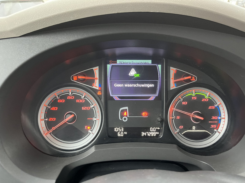 DAF LF 180 FA Euro 6 / 12 Ton / 347 dkm / Box / LBW - Kapalı kasa kamyon: fotoğraf 4 DAF LF 180 FA Euro 6 / 12 Ton / 347 dkm / Box / LBW - Kapalı kasa kamyon: fotoğraf 4