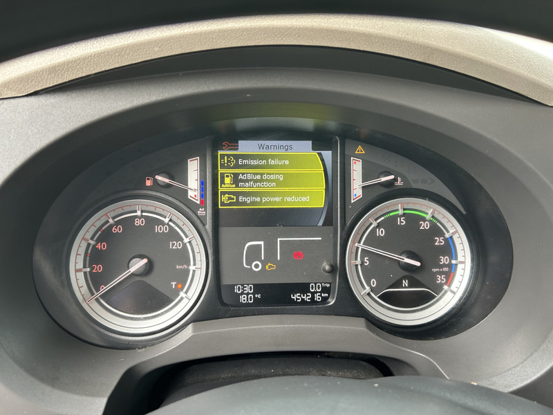 DAF LF 210 FA / 12 Ton / 454 dkm / Pritsch-Plane / LBW / APK TUV 11-25 - Tenteli kamyon: fotoğraf 4 DAF LF 210 FA / 12 Ton / 454 dkm / Pritsch-Plane / LBW / APK TUV 11-25 - Tenteli kamyon: fotoğraf 4