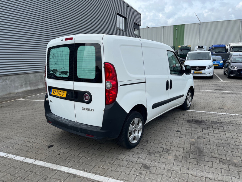 Fiat Dobló Cargo 1.3 MultiJet / NL Van - Küçük panelvan: fotoğraf 4 Fiat Dobló Cargo 1.3 MultiJet / NL Van - Küçük panelvan: fotoğraf 4