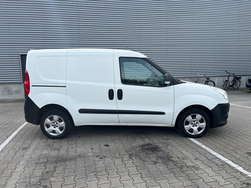 Fiat Dobló Cargo 1.3 MultiJet / NL Van - Küçük panelvan: fotoğraf 2 Fiat Dobló Cargo 1.3 MultiJet / NL Van - Küçük panelvan: fotoğraf 2