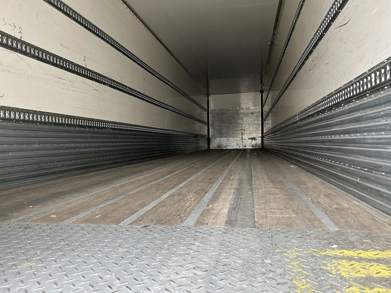 Fruehauf CNP 03 / Box / Laadklep / SAF Schijfrem - Kapalı karoser dorse: fotoğraf 3 Fruehauf CNP 03 / Box / Laadklep / SAF Schijfrem - Kapalı karoser dorse: fotoğraf 3