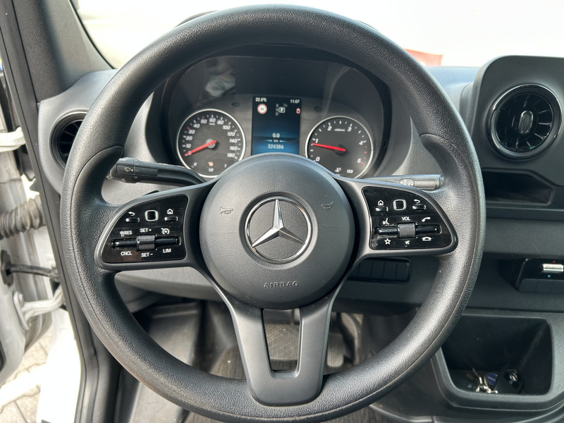 Mercedes-Benz Sprinter 515 1.9 CDI / Chassis Cabine / WB 433 cm / 324 dkm / APK TUV 03-26 - Kamyonet: fotoğraf 5 Mercedes-Benz Sprinter 515 1.9 CDI / Chassis Cabine / WB 433 cm / 324 dkm / APK TUV 03-26 - Kamyonet: fotoğraf 5