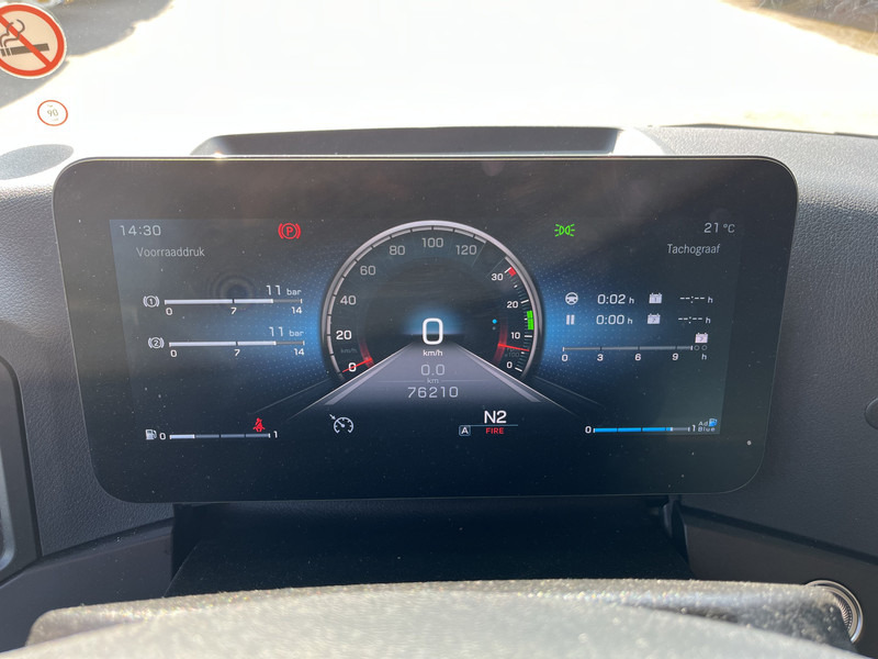 Mercedes-Benz Actros 2124 / 2023 / 18 Ton / Box / Laadklep - Kapalı kasa kamyon: fotoğraf 4 Mercedes-Benz Actros 2124 / 2023 / 18 Ton / Box / Laadklep - Kapalı kasa kamyon: fotoğraf 4