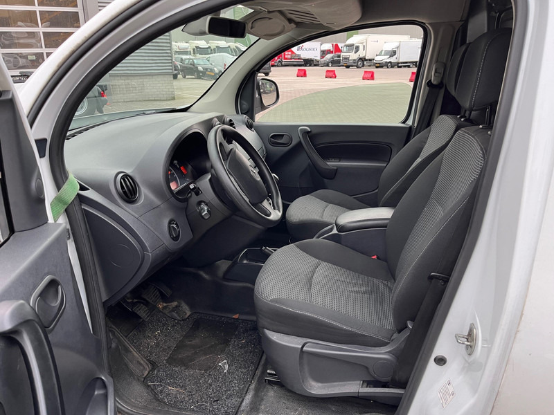 Mercedes-Benz Citan 109 CDI / Extra Lang / UNFALL / DAMAGE - Küçük panelvan: fotoğraf 5 Mercedes-Benz Citan 109 CDI / Extra Lang / UNFALL / DAMAGE - Küçük panelvan: fotoğraf 5