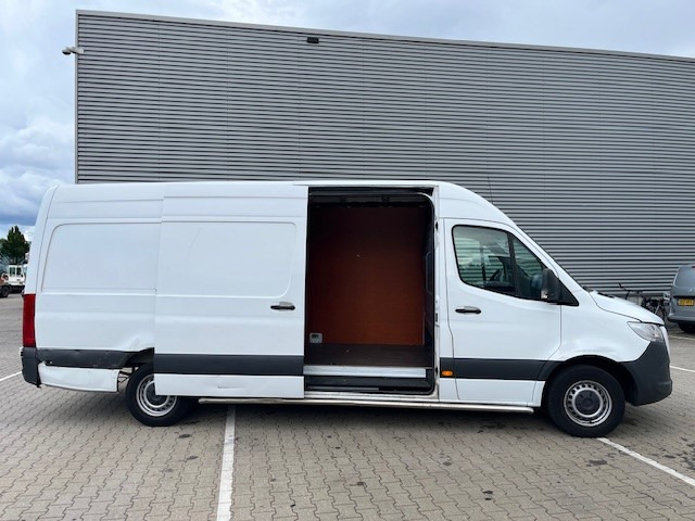Mercedes-Benz Sprinter 315 1.9 CDI / L4 H2 / Automatic / APK-TUV 04-26 - Panelvan: fotoğraf 3 Mercedes-Benz Sprinter 315 1.9 CDI / L4 H2 / Automatic / APK-TUV 04-26 - Panelvan: fotoğraf 3