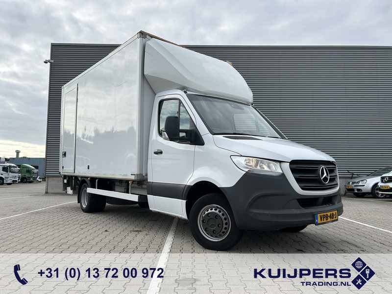 Mercedes-Benz Sprinter 515 1.9 CDI / Box Damage - Schade / Loadlift / APK TUV 04-26 - Kapalı kasa kamyonet: fotoğraf 1 Mercedes-Benz Sprinter 515 1.9 CDI / Box Damage - Schade / Loadlift / APK TUV 04-26 - Kapalı kasa kamyonet: fotoğraf 1