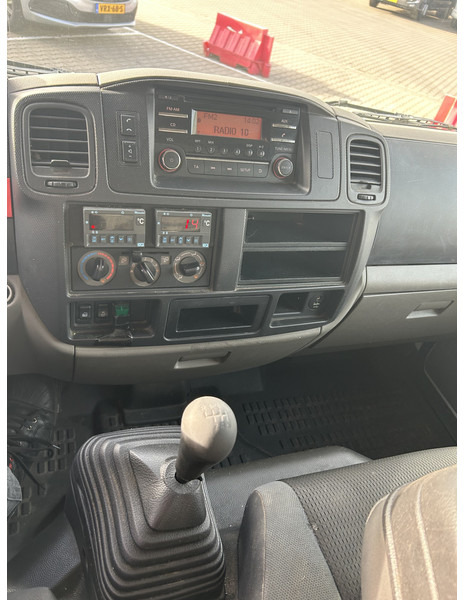 Nissan Cabstar NT400 / Duo Temp Frigo -30 gr / 146 dkm/ Blad - Blad / APK TUV 03-26 - Frigorifik kamyonet: fotoğraf 5 Nissan Cabstar NT400 / Duo Temp Frigo -30 gr / 146 dkm/ Blad - Blad / APK TUV 03-26 - Frigorifik kamyonet: fotoğraf 5