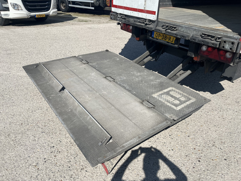 Schmitz Cargobull SCB S2 / Box Trailer / 2 axle / Loadlift / APK TUV 02-26 - Kapalı karoser dorse: fotoğraf 5 Schmitz Cargobull SCB S2 / Box Trailer / 2 axle / Loadlift / APK TUV 02-26 - Kapalı karoser dorse: fotoğraf 5