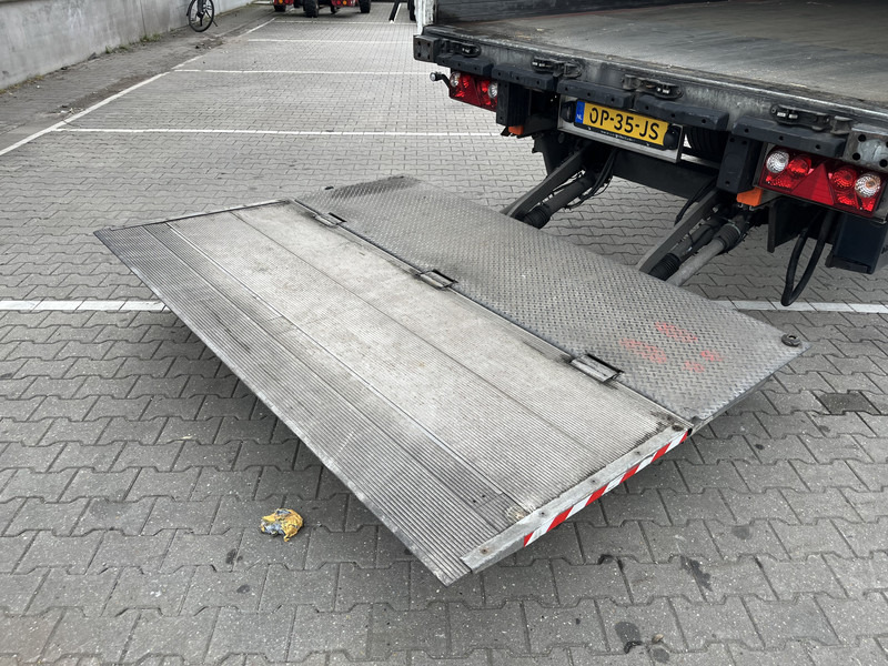 Schmitz Cargobull SCB S2 / Box Trailer / 2 axle / Loadlift / APK TUV 04-26 - Kapalı karoser dorse: fotoğraf 5 Schmitz Cargobull SCB S2 / Box Trailer / 2 axle / Loadlift / APK TUV 04-26 - Kapalı karoser dorse: fotoğraf 5