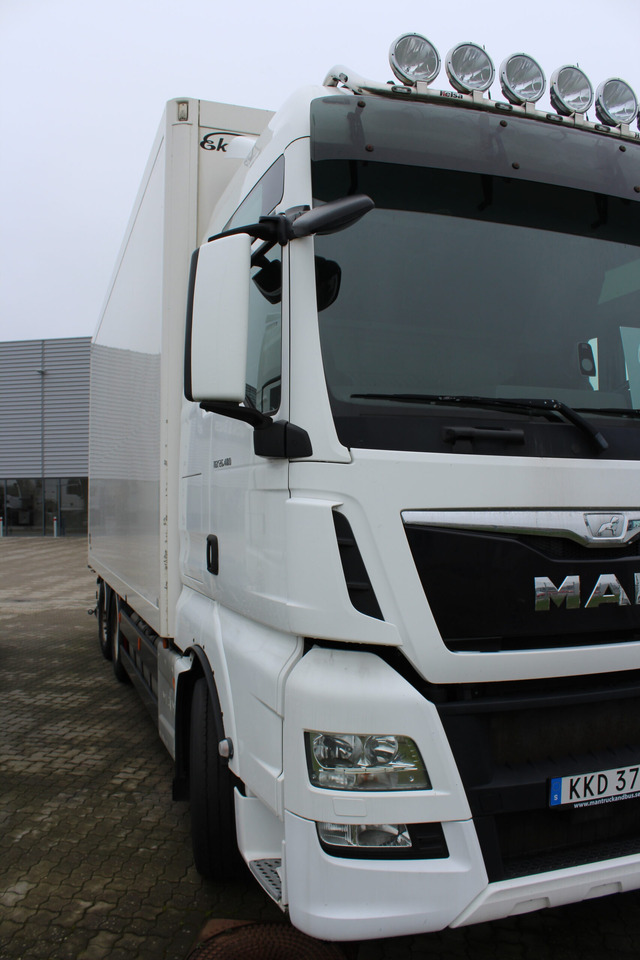 MAN TGX 26.480 6×2-4 Skåp/Fjärr - Kapalı kasa kamyon: fotoğraf 2 MAN TGX 26.480 6×2-4 Skåp/Fjärr - Kapalı kasa kamyon: fotoğraf 2