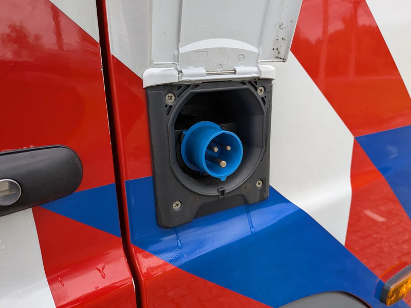 Mercedes-Benz NG 1626 V8 - İtfaiye aracı: fotoğraf 5 Mercedes-Benz NG 1626 V8 - İtfaiye aracı: fotoğraf 5