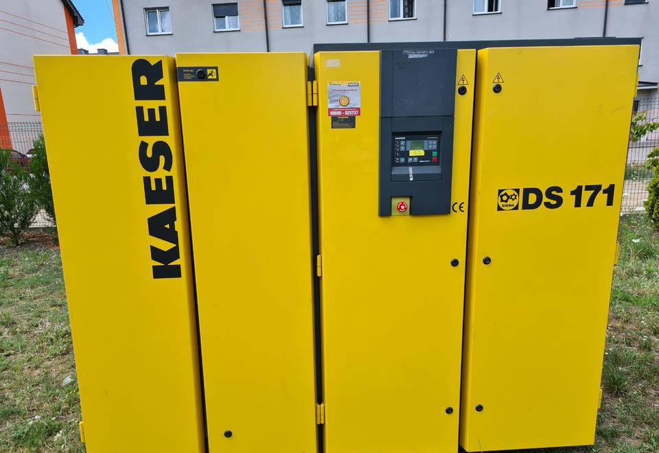 Kompresor śrubowy KAESER DS 171 90 kw - Hava kompresörü: fotoğraf 2 Kompresor śrubowy KAESER DS 171 90 kw - Hava kompresörü: fotoğraf 2