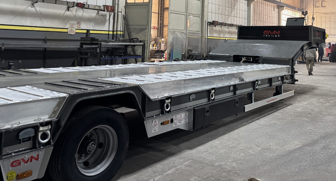 GVN Trailer 3 AXLE LOWBED WITH WHEEL RECESSES - Alçak çerçeveli platform dorse: fotoğraf 2 GVN Trailer 3 AXLE LOWBED WITH WHEEL RECESSES - Alçak çerçeveli platform dorse: fotoğraf 2