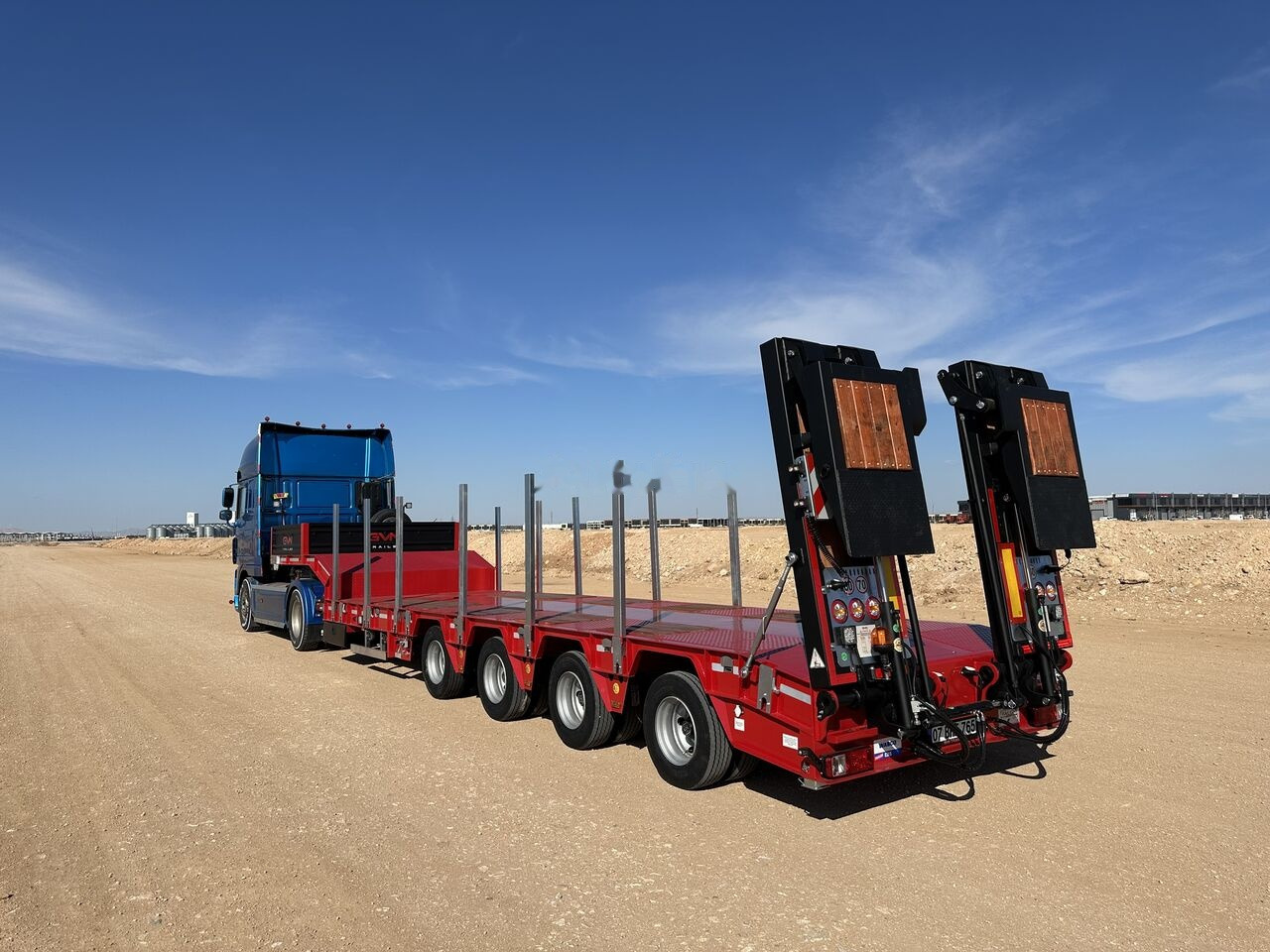 GVN Trailer 4 AXLE EXTENDABLE LOWBED - Alçak çerçeveli platform dorse: fotoğraf 5 GVN Trailer 4 AXLE EXTENDABLE LOWBED - Alçak çerçeveli platform dorse: fotoğraf 5