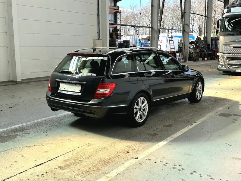 Mercedes-Benz C-Klasse C200 CDI / MOTORPROBLEEM /PROBLEME DE MOTEUR / MOTORPROBLEM - Binek araba: fotoğraf 5 Mercedes-Benz C-Klasse C200 CDI / MOTORPROBLEEM /PROBLEME DE MOTEUR / MOTORPROBLEM - Binek araba: fotoğraf 5