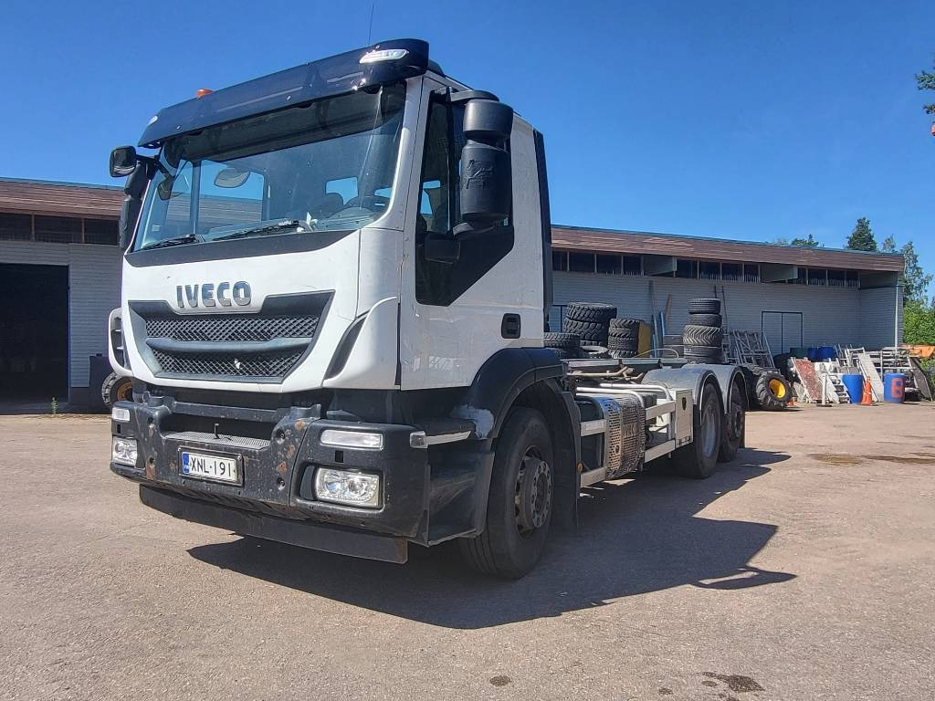 Iveco Stralis-360 - Kablo sistemli kamyon: fotoğraf 3 Iveco Stralis-360 - Kablo sistemli kamyon: fotoğraf 3