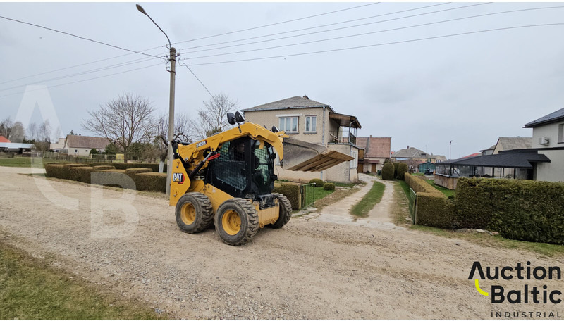 Caterpillar 242 D 3 - Mini yükleyici: fotoğraf 3 Caterpillar 242 D 3 - Mini yükleyici: fotoğraf 3