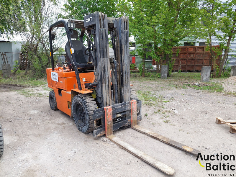 Caterpillar V 50 D - Dizel forklift: fotoğraf 4 Caterpillar V 50 D - Dizel forklift: fotoğraf 4