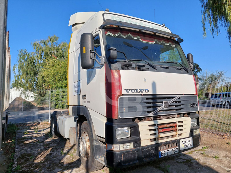 Volvo FH12 - Çekici: fotoğraf 2 Volvo FH12 - Çekici: fotoğraf 2