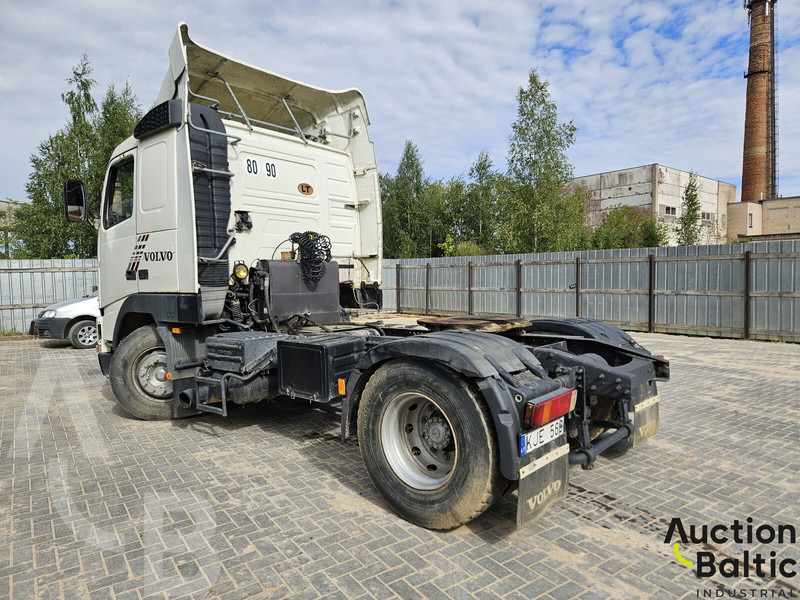 Volvo FH12 - Çekici: fotoğraf 3 Volvo FH12 - Çekici: fotoğraf 3