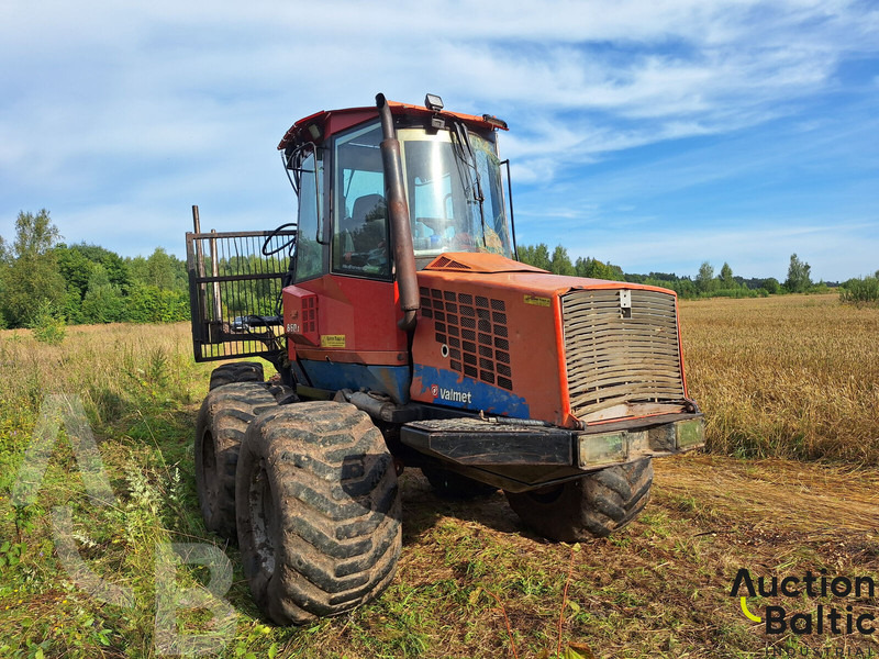 Komatsu 860 - Orman römorku: fotoğraf 2 Komatsu 860 - Orman römorku: fotoğraf 2