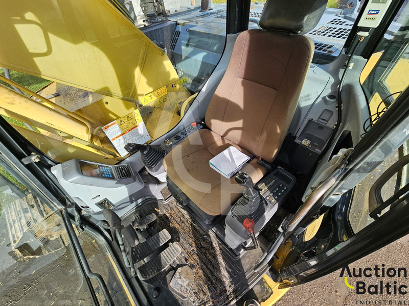 Komatsu PC228USLC-3N0 - Paletli ekskavatör: fotoğraf 5 Komatsu PC228USLC-3N0 - Paletli ekskavatör: fotoğraf 5