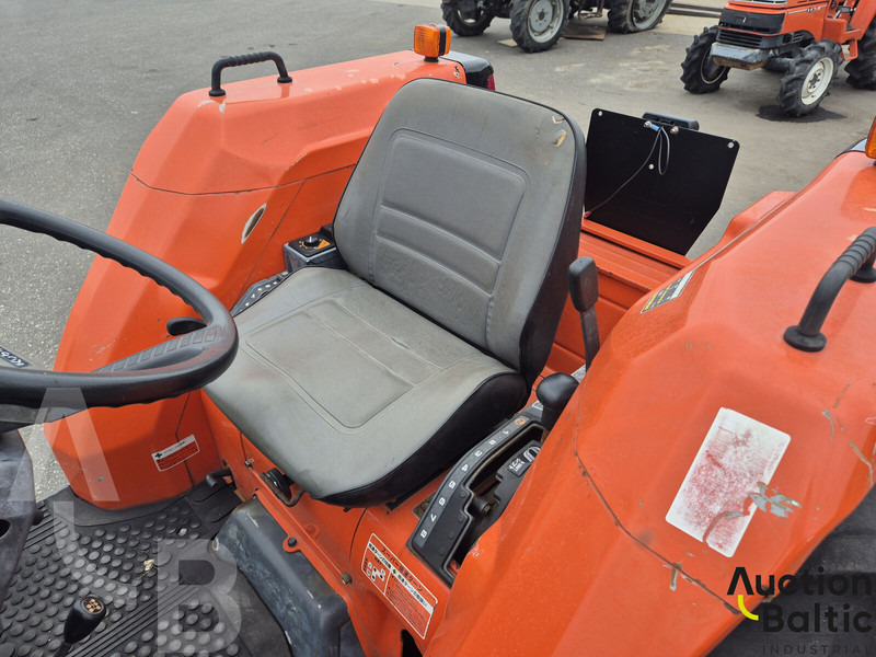 Kubota GL 29 - Traktör: fotoğraf 5 Kubota GL 29 - Traktör: fotoğraf 5