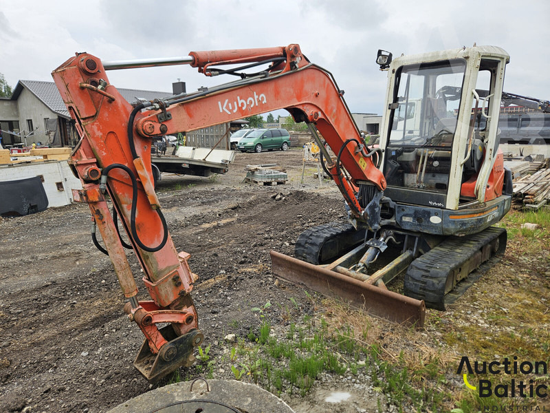 Kubota KX 121-3 - Mini ekskavatör: fotoğraf 1 Kubota KX 121-3 - Mini ekskavatör: fotoğraf 1