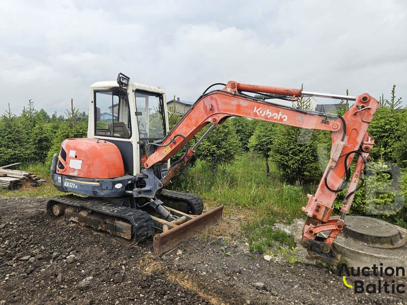 Kubota KX 121-3 - Mini ekskavatör: fotoğraf 2 Kubota KX 121-3 - Mini ekskavatör: fotoğraf 2