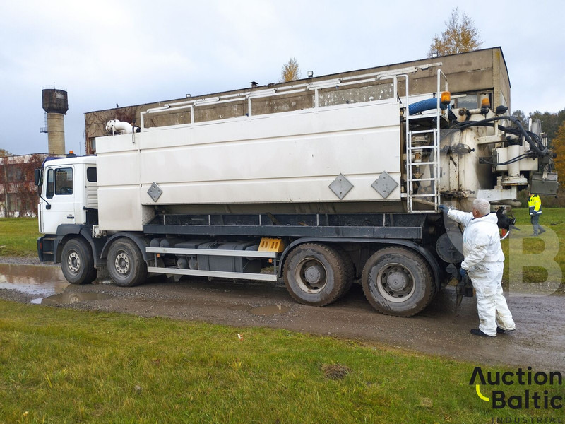 MAN T 46 - Vidanjör: fotoğraf 3 MAN T 46 - Vidanjör: fotoğraf 3