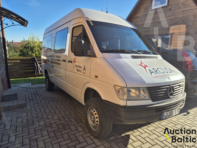 Mercedes-Benz 300-serie 312 D - Panelvan: fotoğraf 2 Mercedes-Benz 300-serie 312 D - Panelvan: fotoğraf 2