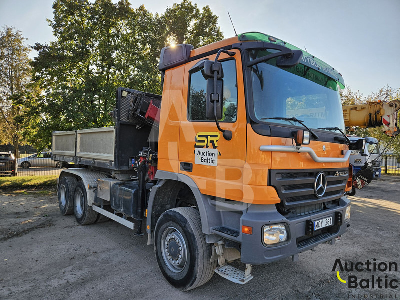 Mercedes-Benz Actros 1844 - Damperli kamyon, Vinçli kamyon: fotoğraf 1 Mercedes-Benz Actros 1844 - Damperli kamyon, Vinçli kamyon: fotoğraf 1