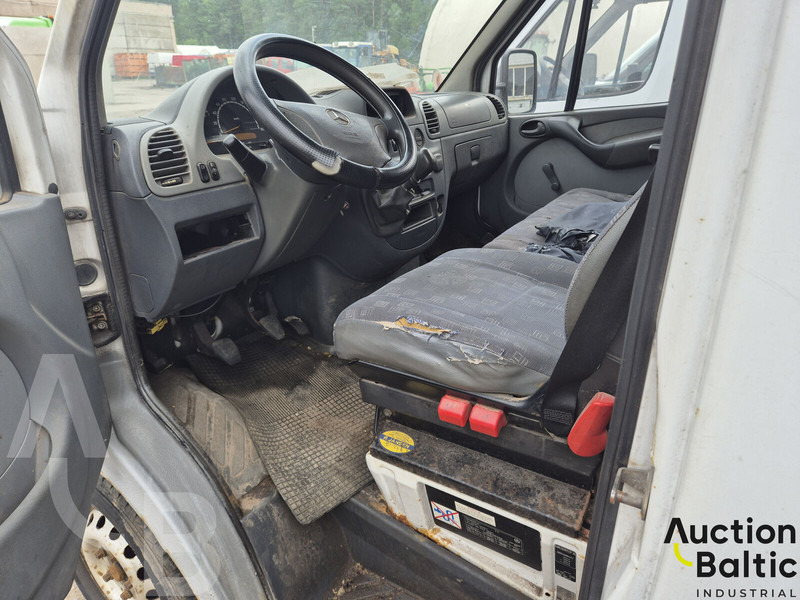 Mercedes-Benz Sprinter 308 CDI - Açık kasa kamyonet, Çift kabin kamyonet: fotoğraf 5 Mercedes-Benz Sprinter 308 CDI - Açık kasa kamyonet, Çift kabin kamyonet: fotoğraf 5