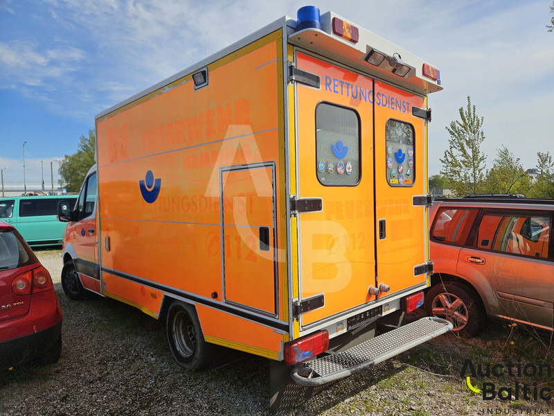 Mercedes-Benz Sprinter - Ambulans arabası: fotoğraf 4 Mercedes-Benz Sprinter - Ambulans arabası: fotoğraf 4