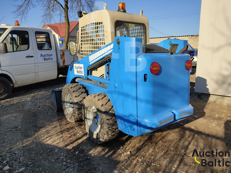 Messersi SL-45 - Mini yükleyici: fotoğraf 4 Messersi SL-45 - Mini yükleyici: fotoğraf 4