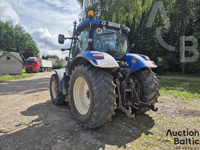 New Holland T 7.210 - Traktör: fotoğraf 4 New Holland T 7.210 - Traktör: fotoğraf 4