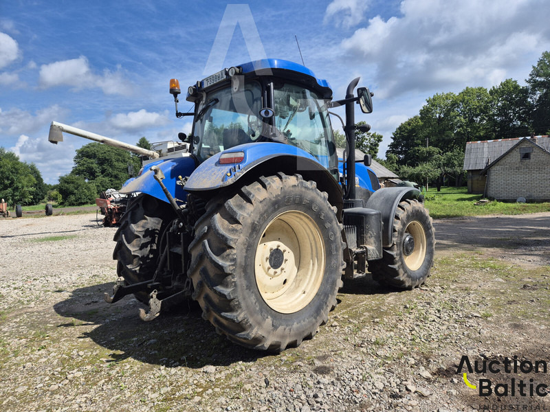 New Holland T 7.210 - Traktör: fotoğraf 5 New Holland T 7.210 - Traktör: fotoğraf 5