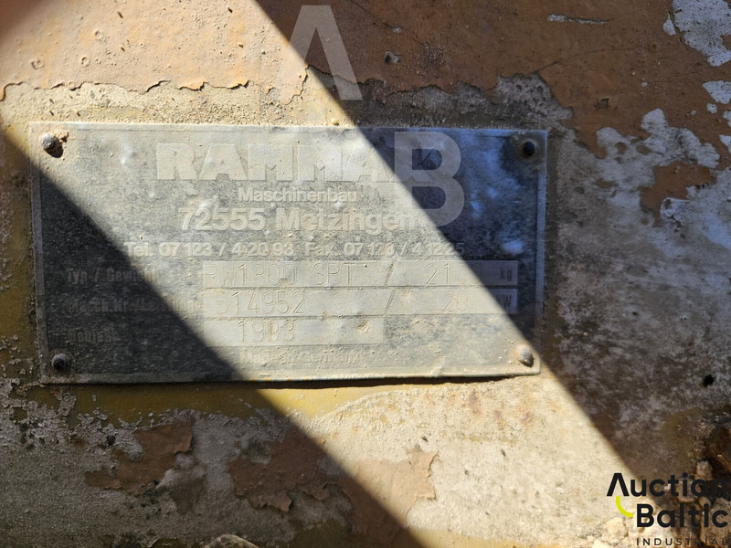 Silindir makinesi Rammax RW1800 SPT: fotoğraf 19 Silindir makinesi Rammax RW1800 SPT: fotoğraf 19