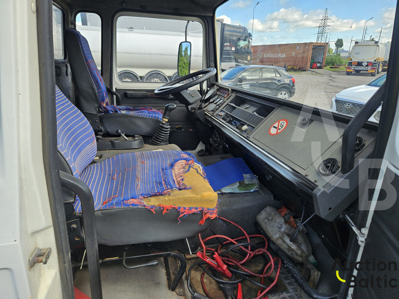 Renault Midliner S 150 - Tanker kamyon: fotoğraf 5 Renault Midliner S 150 - Tanker kamyon: fotoğraf 5