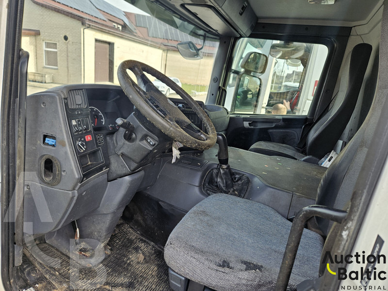 Scania P 230 - Tanker kamyon: fotoğraf 5 Scania P 230 - Tanker kamyon: fotoğraf 5