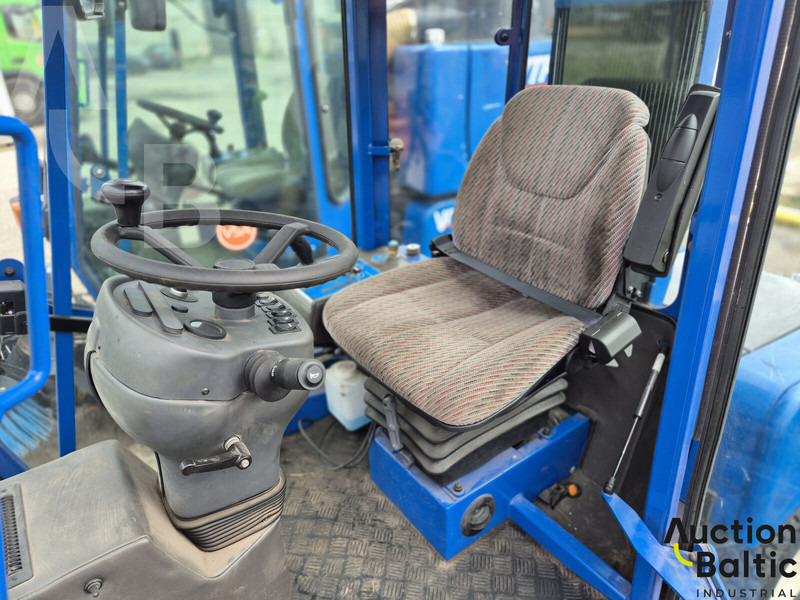 Vitra 2037 Economy - Yol süpürme aracı: fotoğraf 5 Vitra 2037 Economy - Yol süpürme aracı: fotoğraf 5