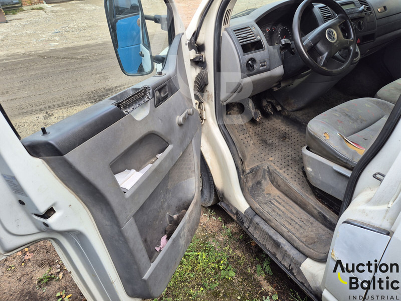 Volkswagen Transporter - Açık kasa kamyonet: fotoğraf 5 Volkswagen Transporter - Açık kasa kamyonet: fotoğraf 5