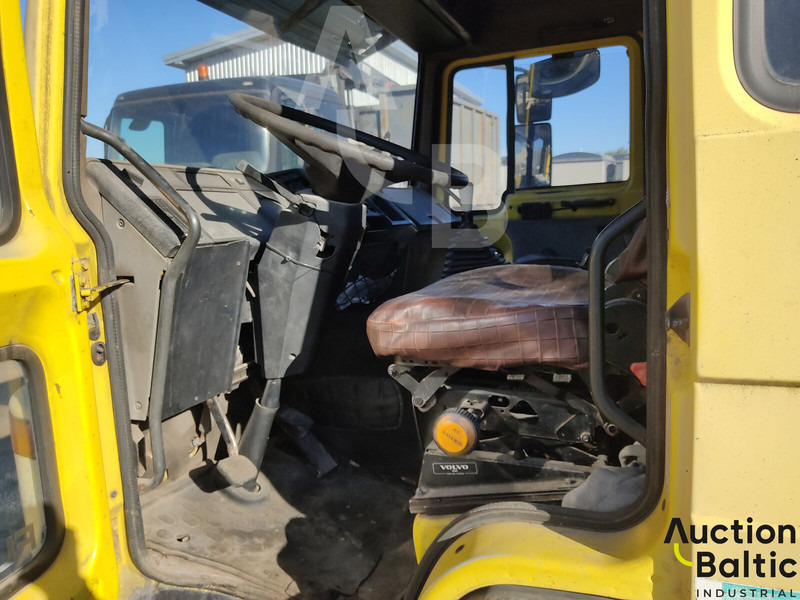 Volvo FL618 - Çöp kamyonu: fotoğraf 5 Volvo FL618 - Çöp kamyonu: fotoğraf 5