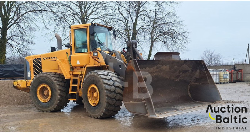 Volvo L 180 E - Tekerlekli yükleyici: fotoğraf 2 Volvo L 180 E - Tekerlekli yükleyici: fotoğraf 2