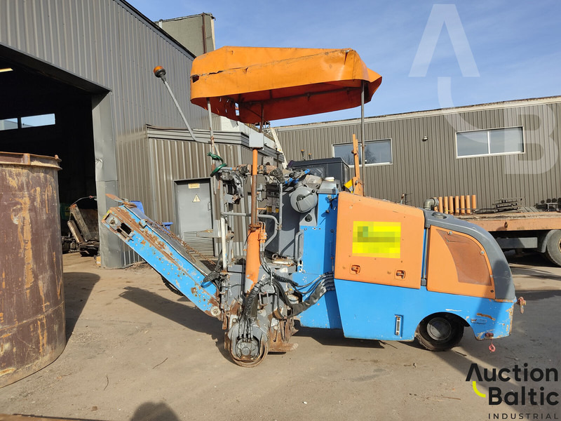 Wirtgen W35DC - Asfalt döşeme aracı: fotoğraf 5 Wirtgen W35DC - Asfalt döşeme aracı: fotoğraf 5