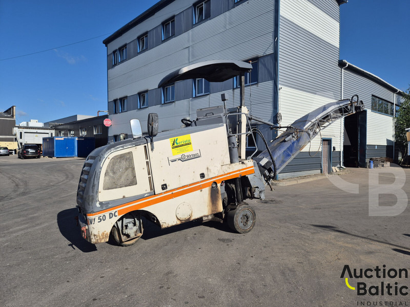 Wirtgen W50DC - Asfalt döşeme aracı: fotoğraf 1 Wirtgen W50DC - Asfalt döşeme aracı: fotoğraf 1